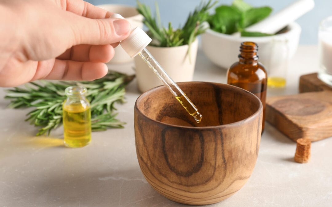 WHAT IS ORGANIC AND PURE CBD OIL?
